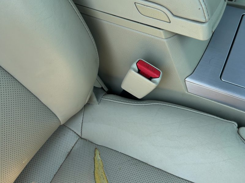 2003-2008 Infiniti FX Series Front Seat Belt RH