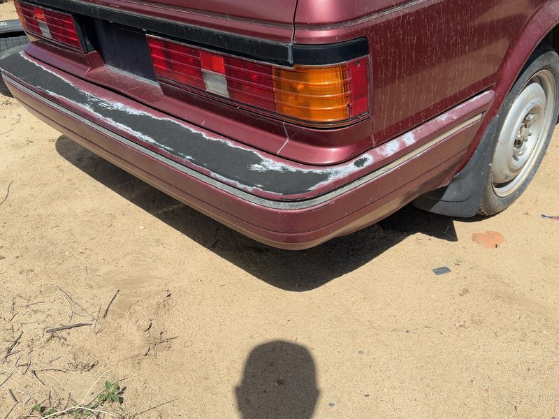 1987-1988 Nissan Maxima Rear Bumper Assembly