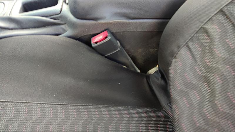 2000-2005 Pontiac Sunfire Front Seat Belt