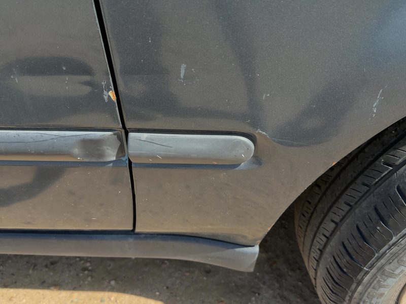 1996-2000 Honda Civic (see Also Delsol & Crx) Fender Moulding RH