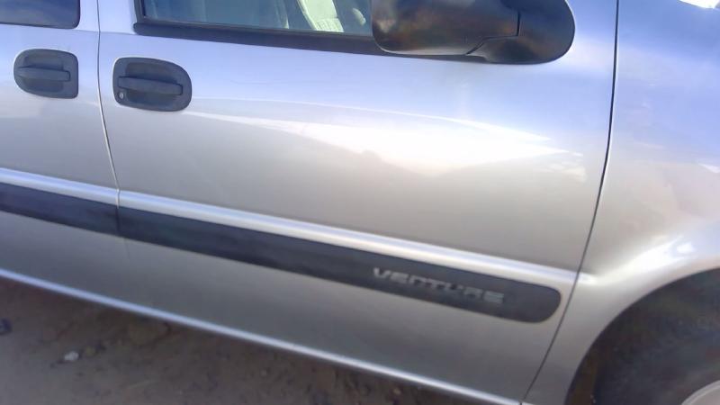 1997-2004 Chevrolet Venture Front Door RH