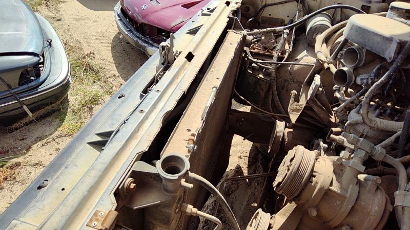 1985-1991 Ford Pickup F150 Series Radiator