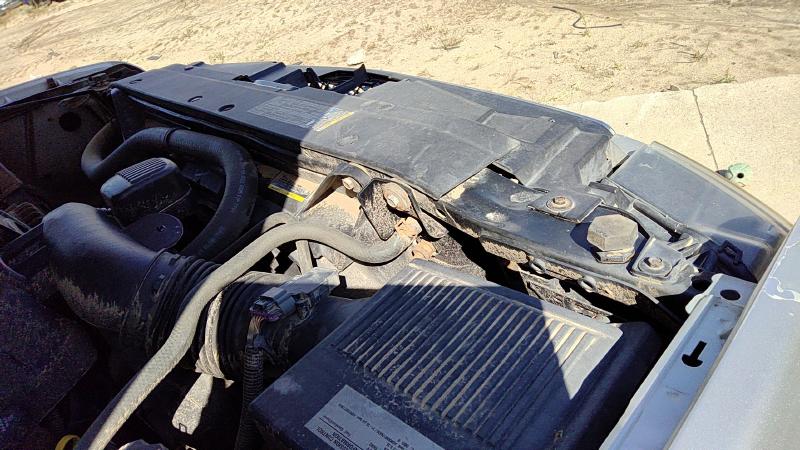 2010-2014 Chevrolet Tahoe Radiator Support