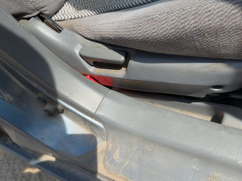1997 Honda Civic (see Also Delsol & Crx) Seat Track RH