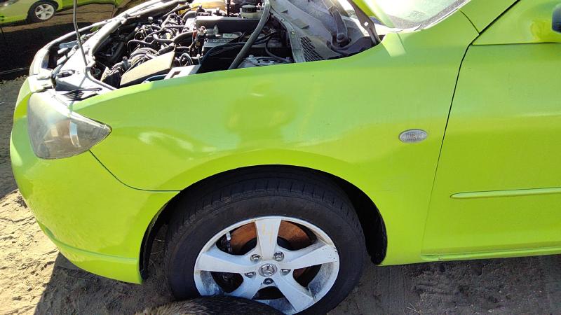 2004-2009 Mazda 3 Fender LH