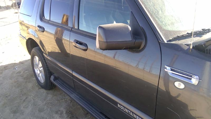 2006-2010 Mercury Mountaineer Front Door RH