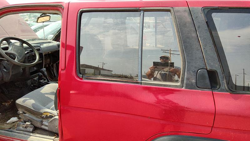 1990-1995 Nissan Pathfinder Rear Door LH