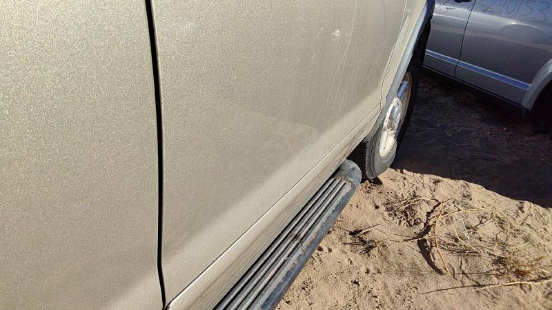 2002-2005 Explorer Front Door RH