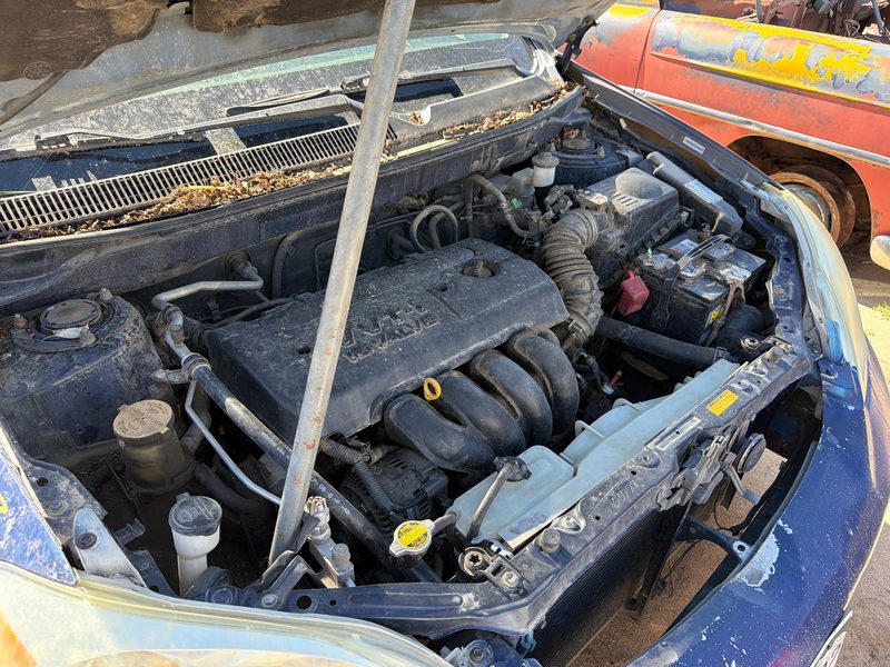 2005 Toyota Matrix Rear Knuckle/Stub Axle LH