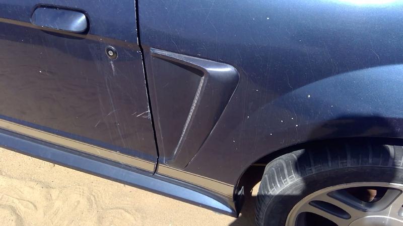 2003 Mustang Quarter Panel Moulding LH