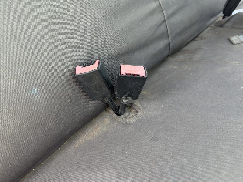2005 Ford F350 Super Duty Pickup Front Seat Belt RH