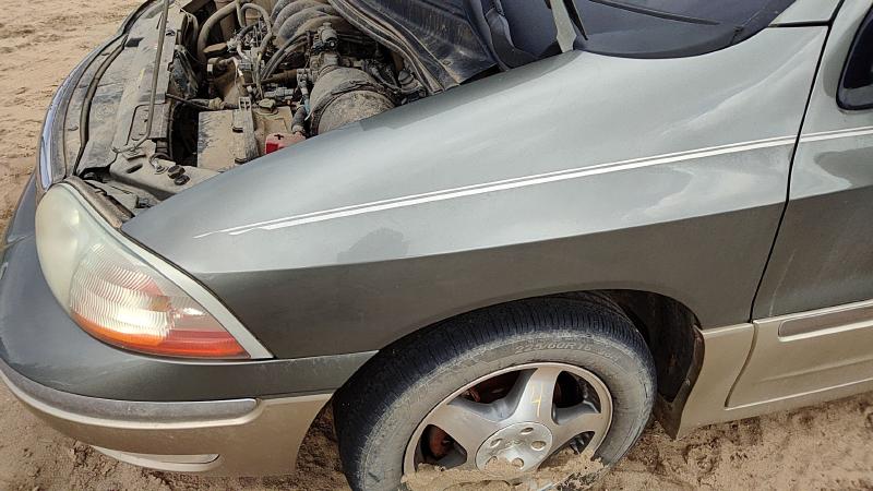 1999-2003 Ford Windstar Fender LH