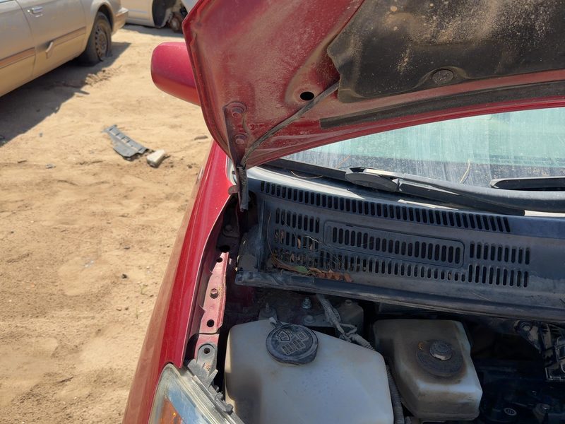 2004-2009 Toyota Prius Hood Hinge RH