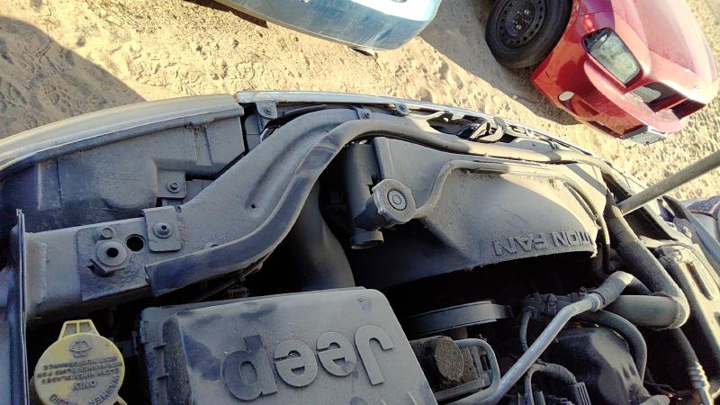 1999-2004 Jeep Grand Cherokee Radiator Support