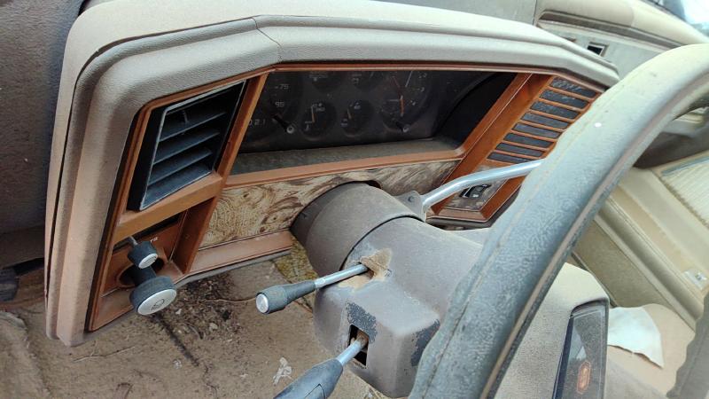 1981 Malibu Dash Panel