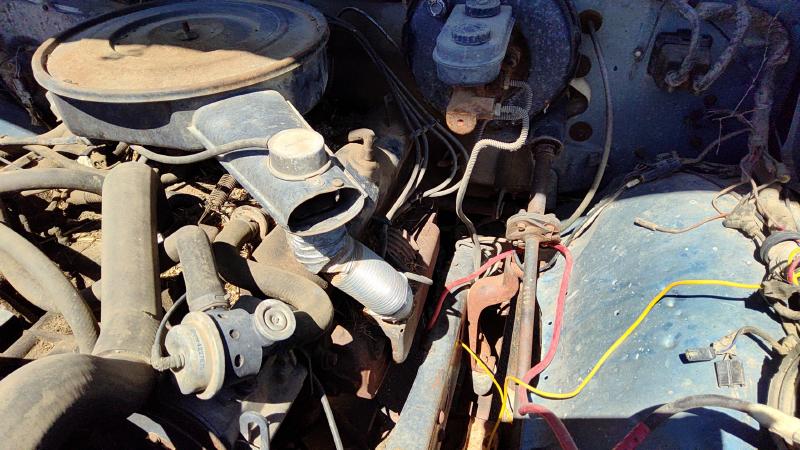 1985-1989 Dodge Pickup 150 Series Cylinder Head