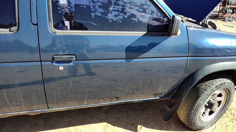 1986-1995 Nissan Pathfinder Front Door RH