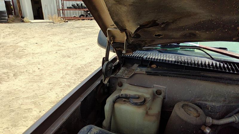 1988-1998 Chevrolet Pickup 2500 Series Hood Hinge RH