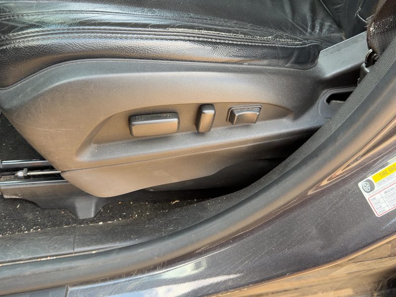 2014 Chevrolet Equinox Seat Track LH