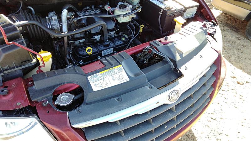2005-2007 Chrysler Town & Country Radiator Support