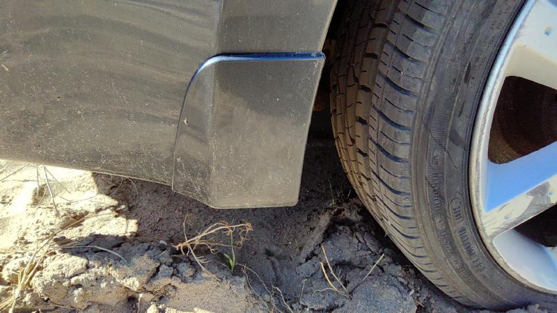 2008 Nissan Altima Quarter Panel Moulding RH