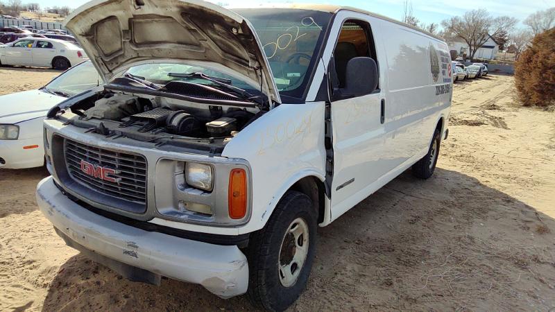 2000-2002 GMC Van Savana 2500 Series Engine Fuse Box