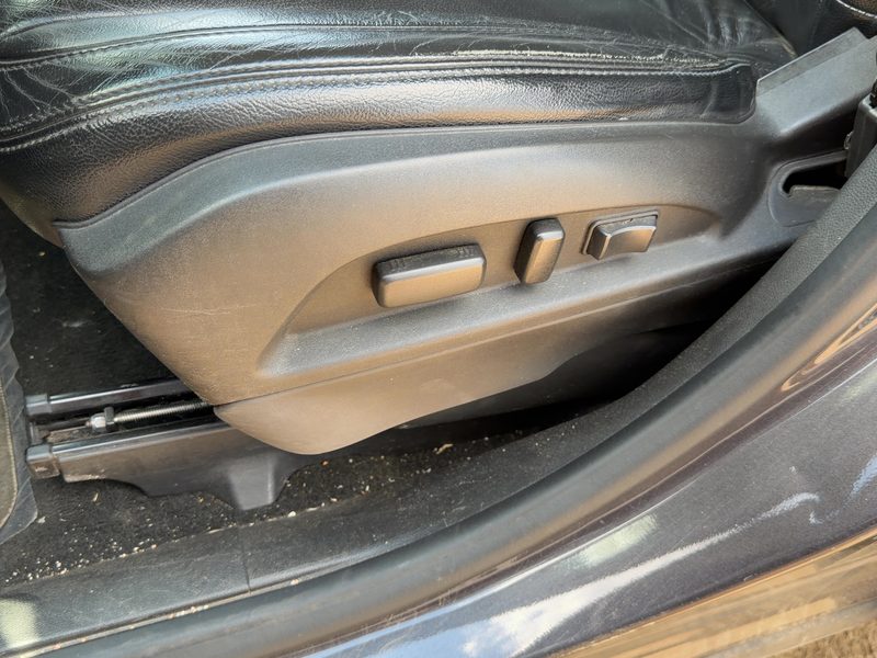 2014 Chevrolet Equinox Seat Track LH