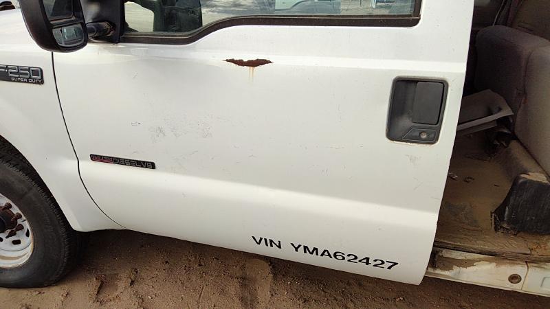1999-2007 Ford F250 Super Duty Pickup Front Door LH
