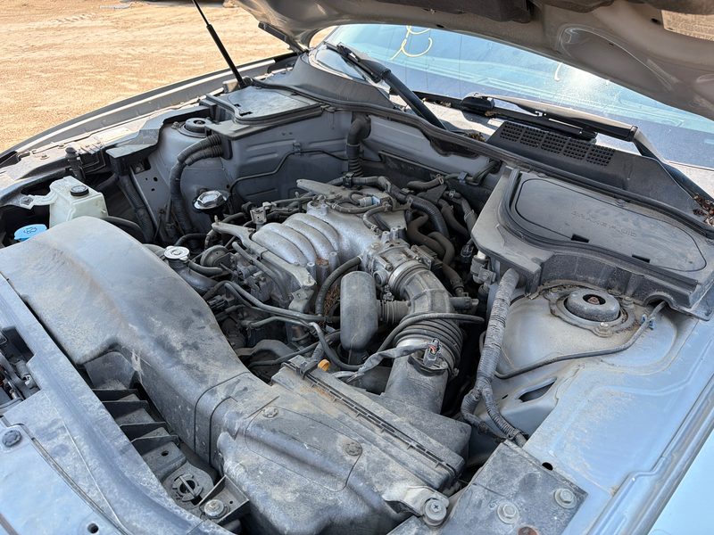 2003-2008 Infiniti FX Series Engine Fuse Box