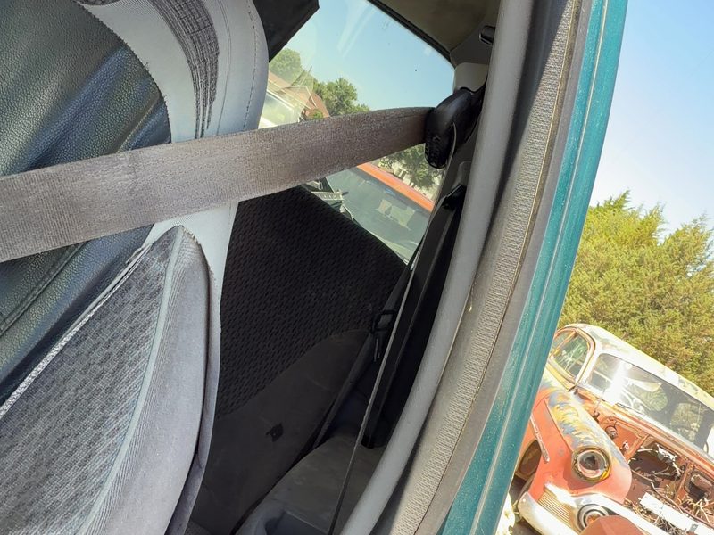 1998 Ford Pickup F150 Series Front Seat Belt LH