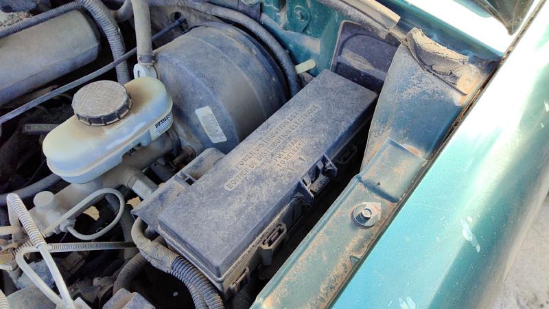 1998 Ford Ranger (small Truck) Engine Fuse Box