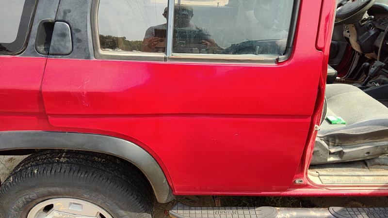 1990-1995 Nissan Pathfinder Rear Door RH
