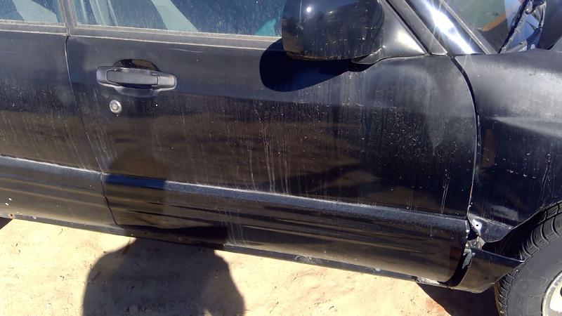 1998-2002 Subaru Forester Front Door RH