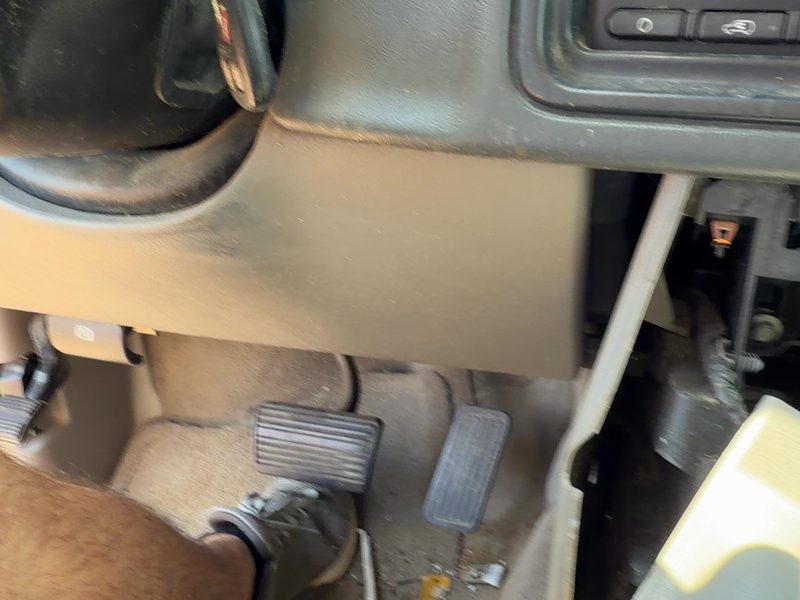 2005-2007 Chevy/gmc Suburban 1500 Series Dash Panel