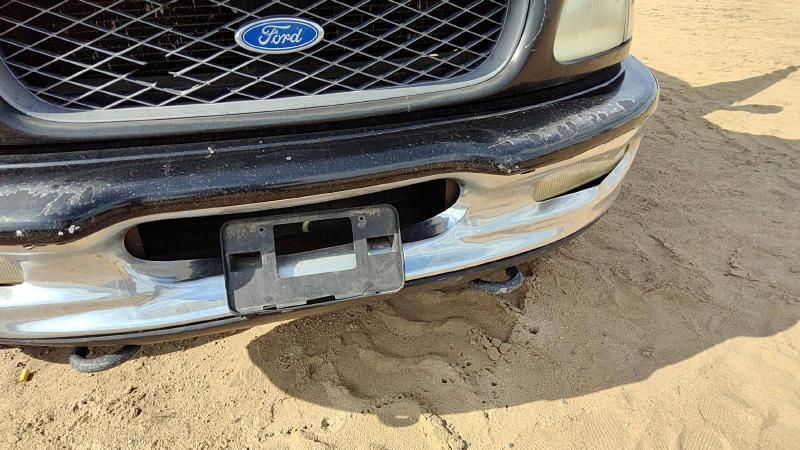 1997-1998 Ford Pickup F150 Series Front Bumper Assy.
