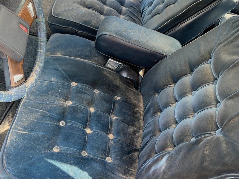1986 Oldsmobile Ninety-eight (80 & Up) Front Seat