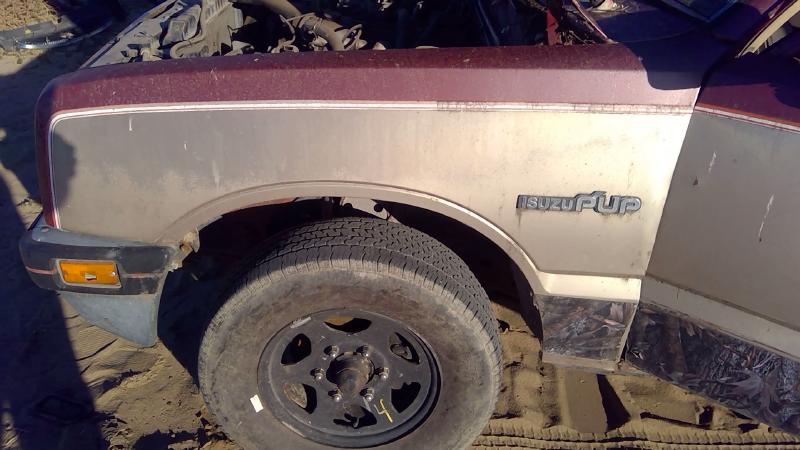 1981-1987 Isuzu Pickup Fender LH