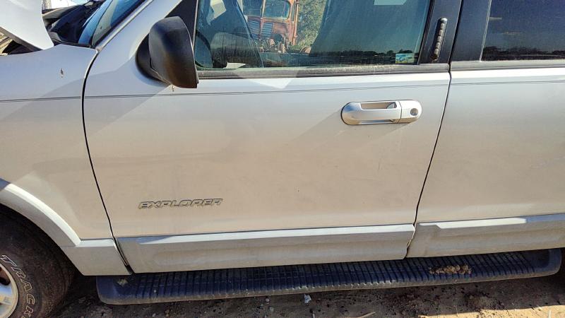 2002-2005 Explorer Front Door LH