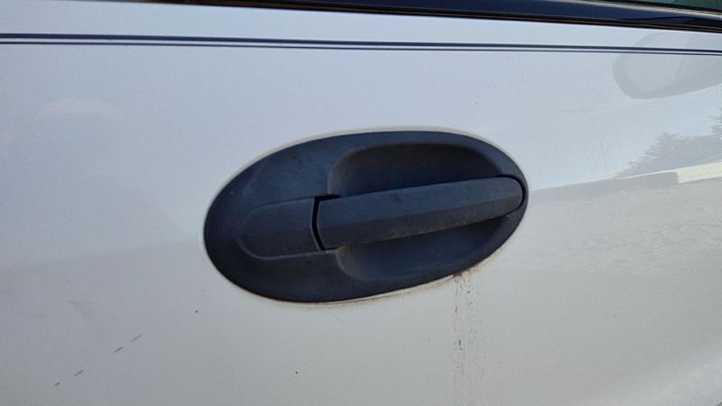 1999-2007 Ford Freestar Outside Door Handle RH