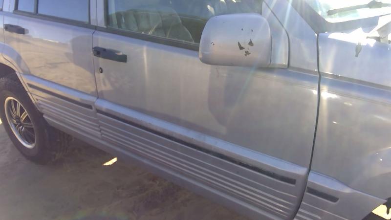 1993-1998 Jeep Grand Cherokee Front Door RH