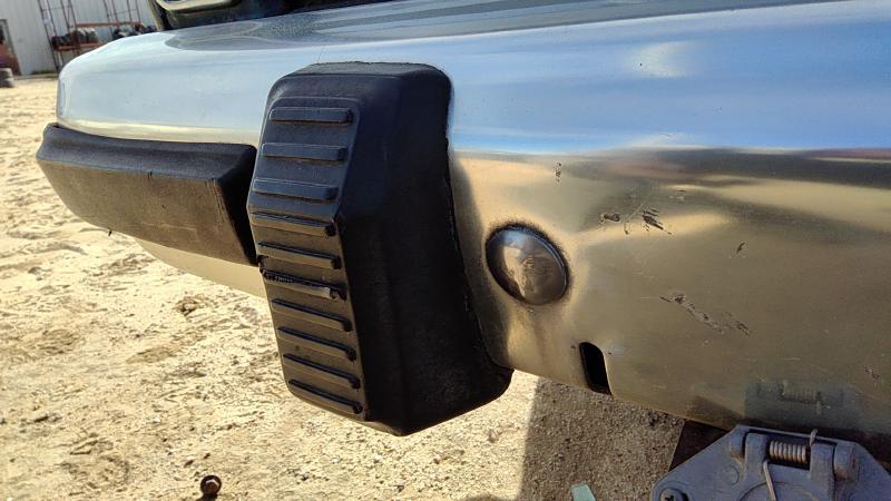 1979-1991 Jeep Grand Wagoneer Rear Bumper Assembly