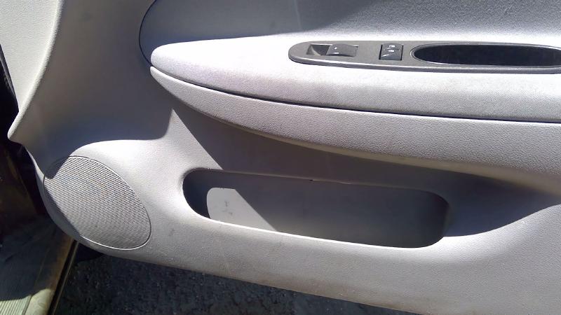 2005-2008 Chevrolet Cobalt Front Door Trim Panel RH