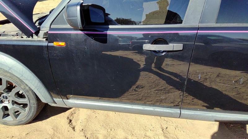 2005-2016 Land Rover Lr3 Front Door LH