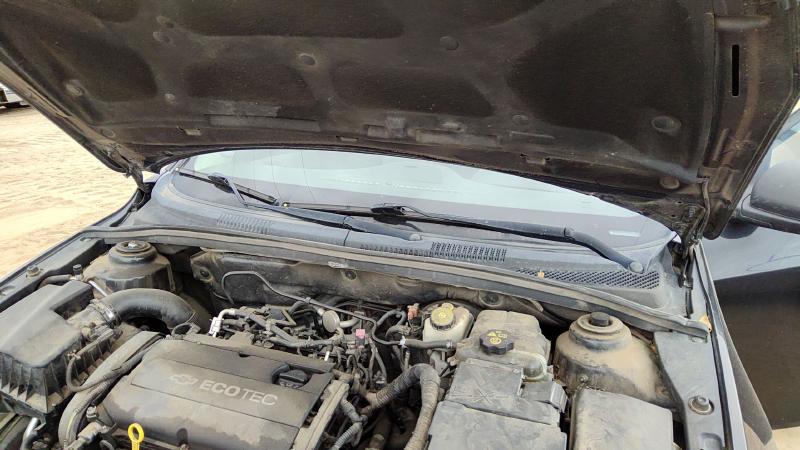 2011-2016 Chevrolet Cruze Hood Hinge RH