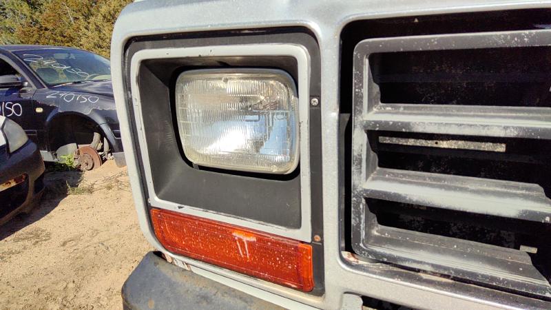 1981-1985 Dodge Pickup 350 Series Headlight Door RH
