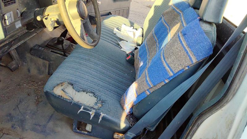 1993 GMC Pickup 2500 Series Front Seat