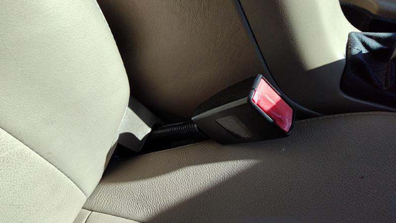 2005-2007 Ford Escape Front Seat Belt