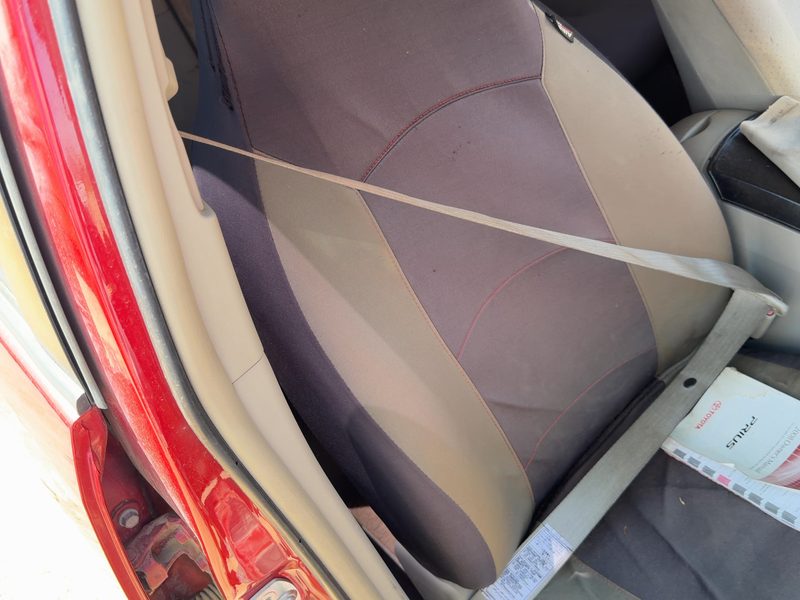 2004-2009 Toyota Prius Front Seat Belt RH